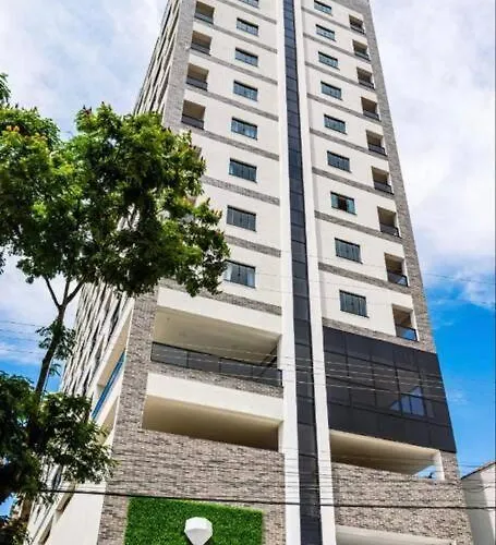 Flat lindo com piscina e linda vista da cidade
