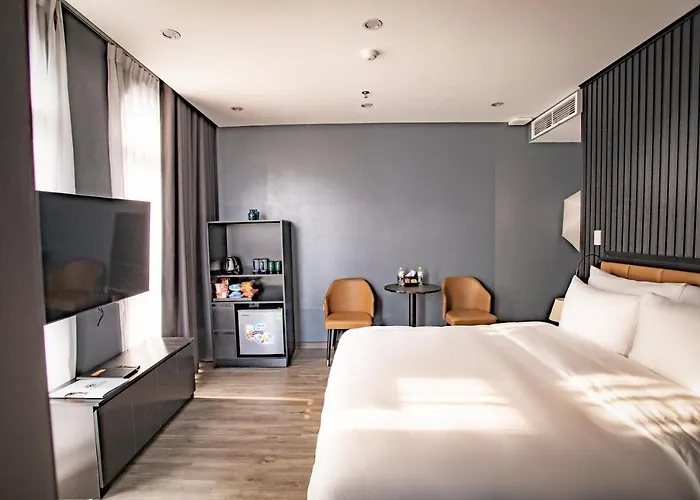 La Maison Boutique Hotel