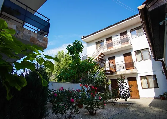 Vila Tahne