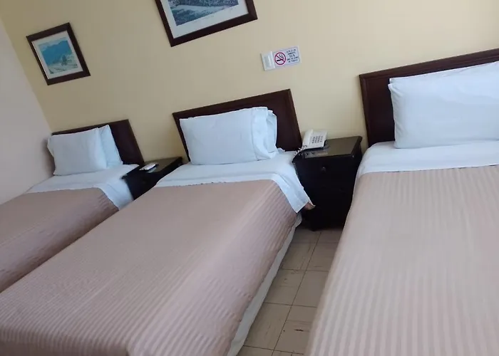 Hotel Sin Escala