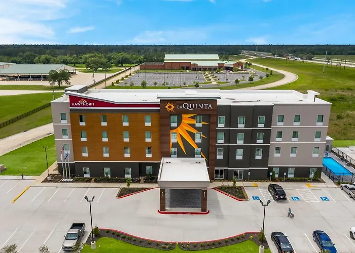 La Quinta Inn & Suites By Wyndham Sulphur Lake Charles
