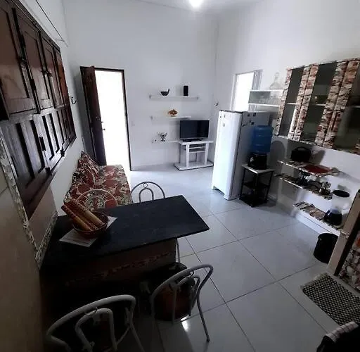 AP10-A 50 Metros da Praia Flats Mobiliados para 2 pessoas