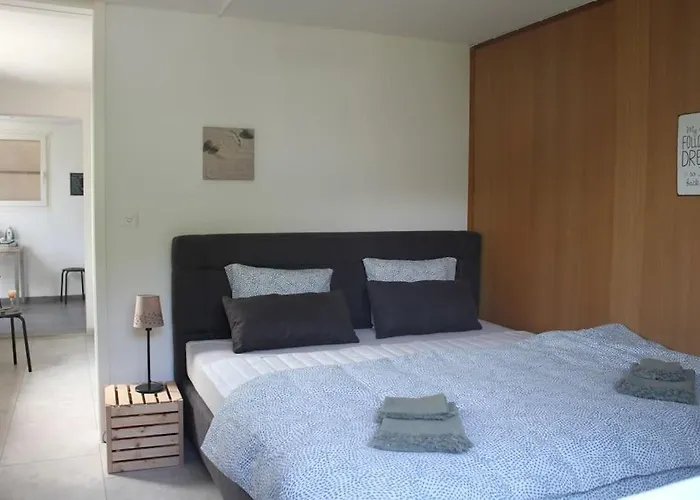 Lake Thun Apartment For Max 3 Guests Ideal For Water Sports & Swiss Alps