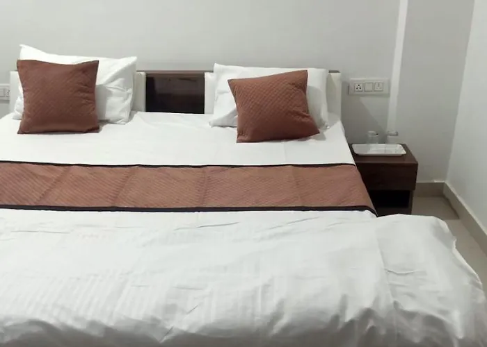 Brajdham Hotel Barsana