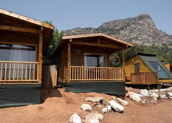Goat Bungalow And Camping