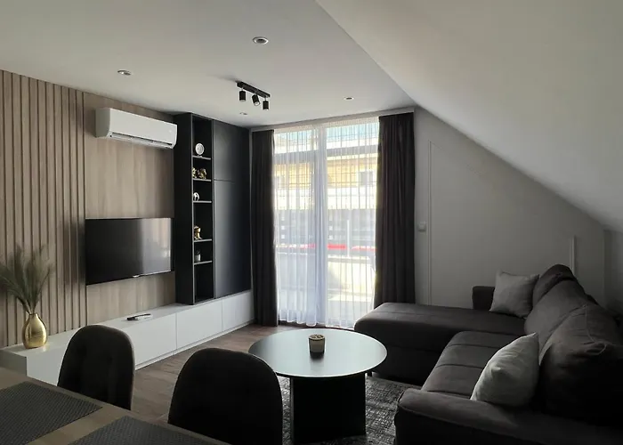 Nomad Apartments