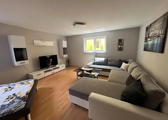 Großzügige Ferienwohnung im Oberland