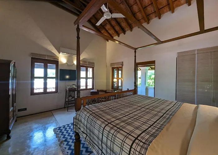 Thanga House By Luxunlock Private Villas