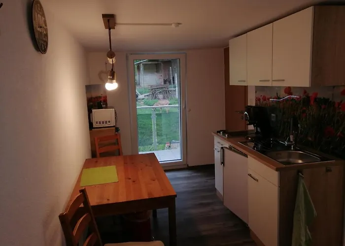 Kleine Wohnung (idyllische Lage)