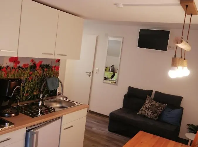 Kleine Wohnung (idyllische Lage)