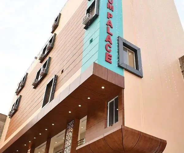 Hotel Kusum Palace