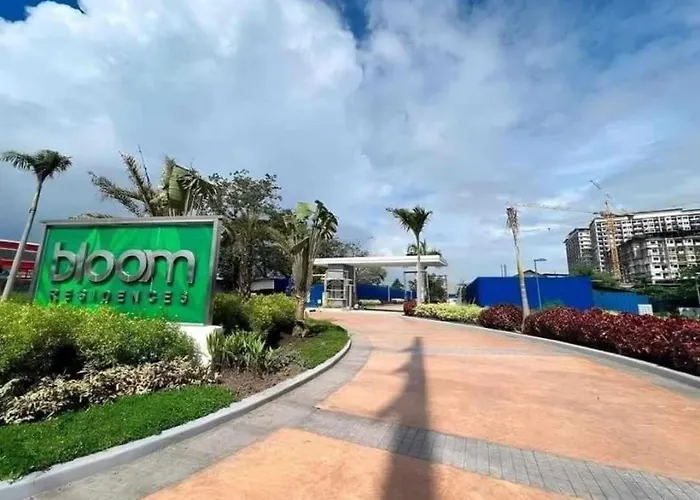 2Br Smdc Bloom Residences Near Naia Wi-Fi +Netflix