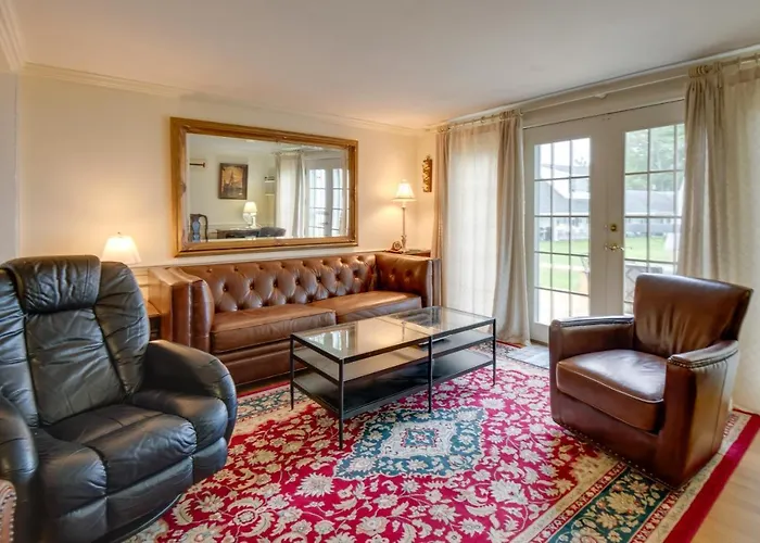 Lakefront Bristol Vacation Rental - Hike & Ski!