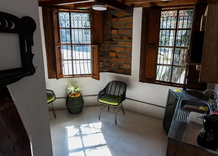 Casa Moore