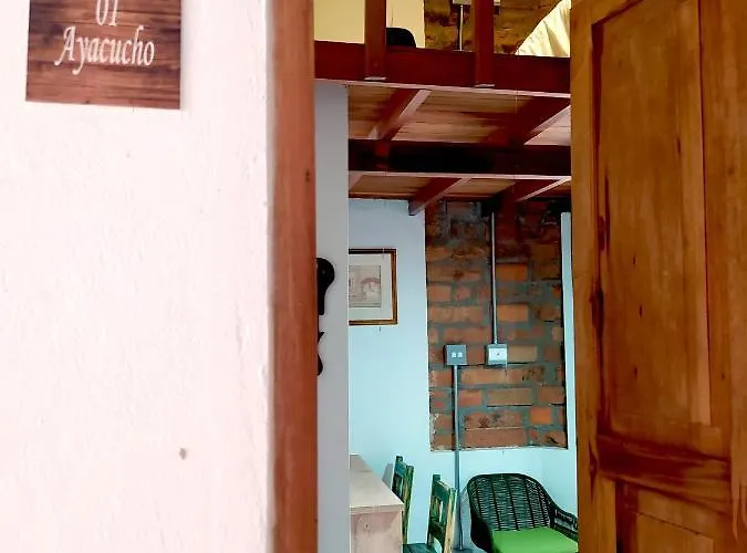Casa Moore