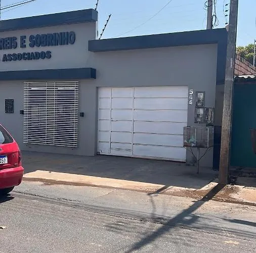 Alugo apartamento mobiliado por diária.