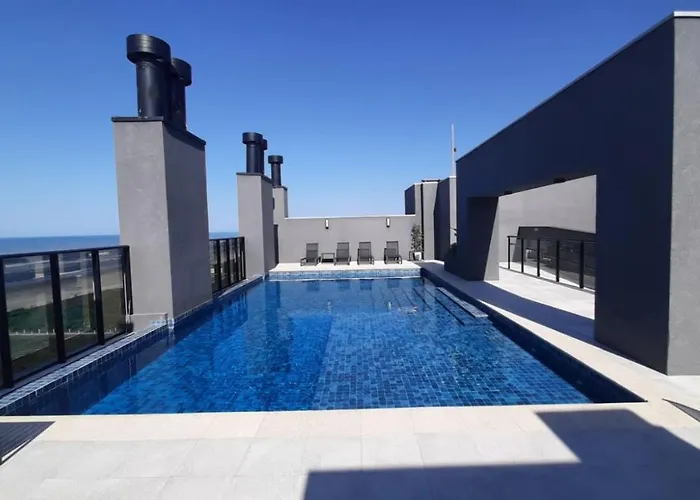 Studio 107 Maravilhoso Frente Mar com Piscina