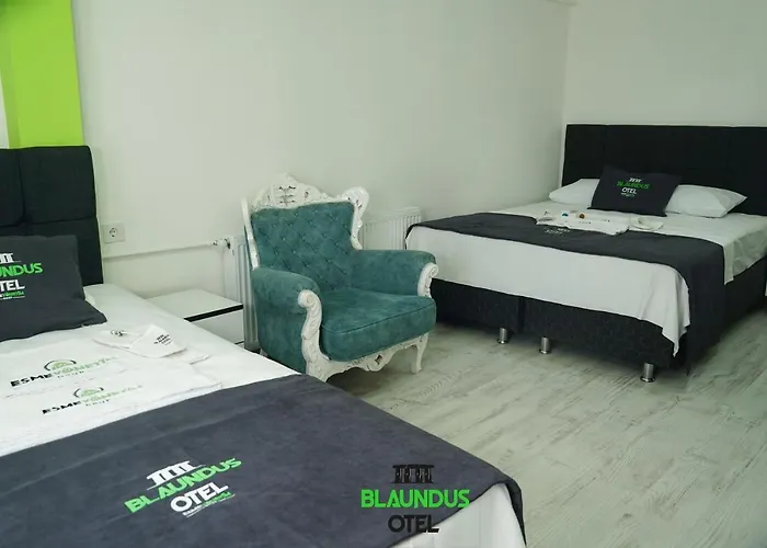 Blaundus Otel