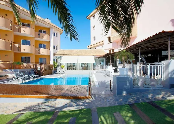 Ramada Rst Puerto De Mazarron