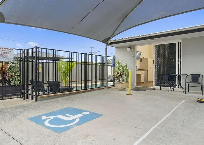 Caboolture Central Motor Inn. Surestay Collection By BW