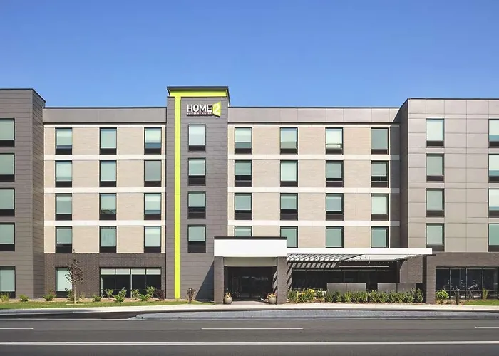 Home2 Suites By Hilton Milwaukee West