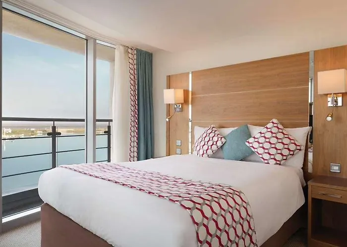 Waterfront Southport Hotel