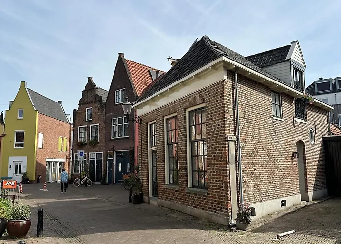 Luxe Loft In Historisch Pand In Walstraat Deventer