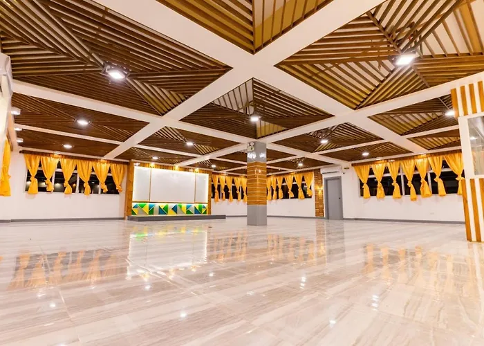 Grand Mercy Hotel