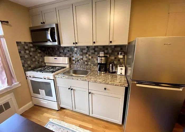 Cozy Boston Getaway Apartment Perfect For 2026 World Cup Visit, Free Parking