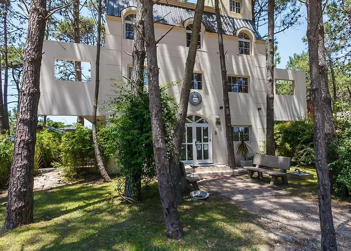 Colina Blanca Apart Hotel