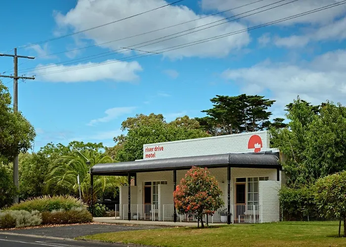 River Drive Motel