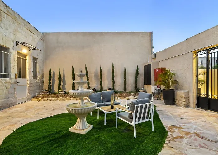Helios Boutique By La Finca Hotels - בוטיק מעוצב עם מטבחון מאובזר וחניה חינם בעיר העתיקה!