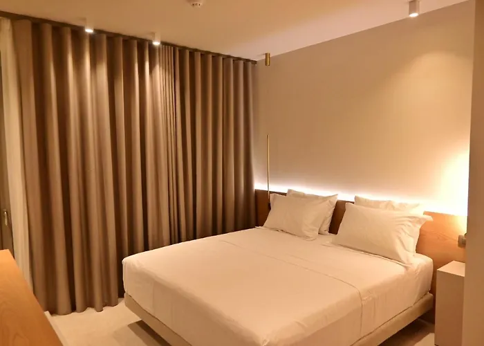 Balance Accommodation