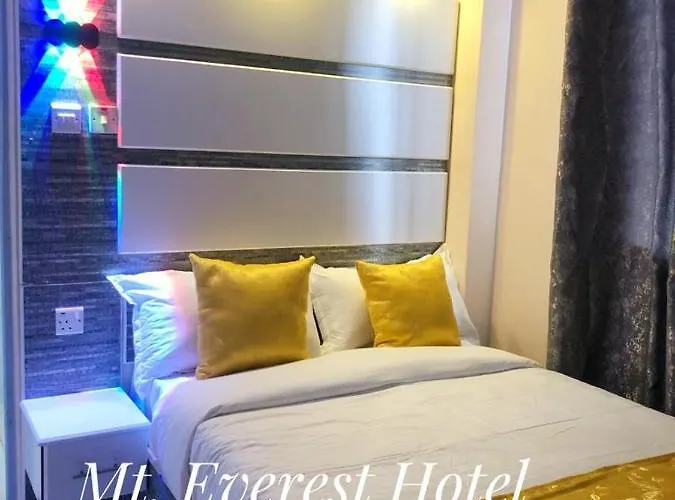 Mt. Everest Hotel