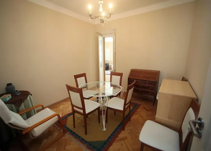 Charming House - Santarem