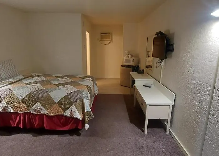 Granby River Inn & Suites