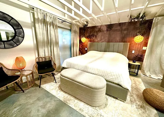 Zen.Modern.Hip “Studio 501” Beach,Scuba,Downtown