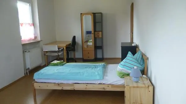 Große Ferienwohnung mit vier Schlafzimmern