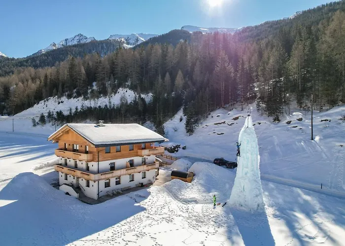 Nedererhof - Zimmer Enzian mit Gemeinschaftsküche