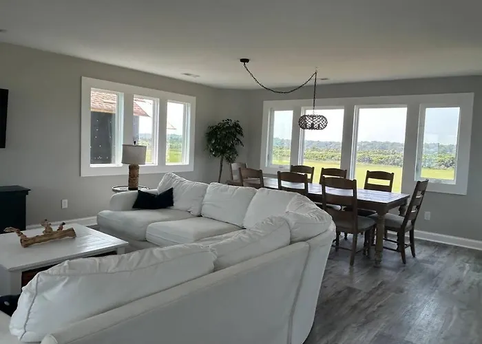 Holden Beach House Second Row With Surround Views!