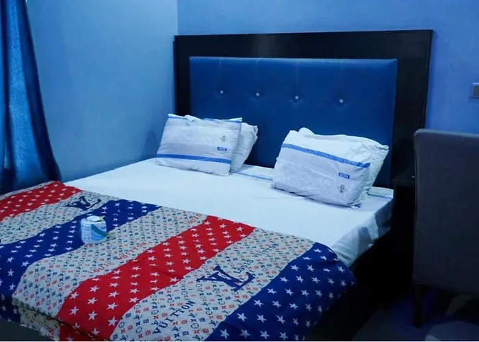 La Topik Hotel & Suites
