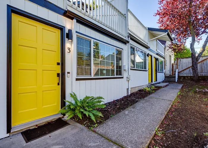 Getaway Near Uo, Autzen Stadium, Amazon Park # 3