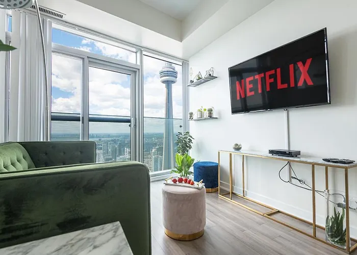 Beautiful Luxurious Modern Condo With Breathtaking Views