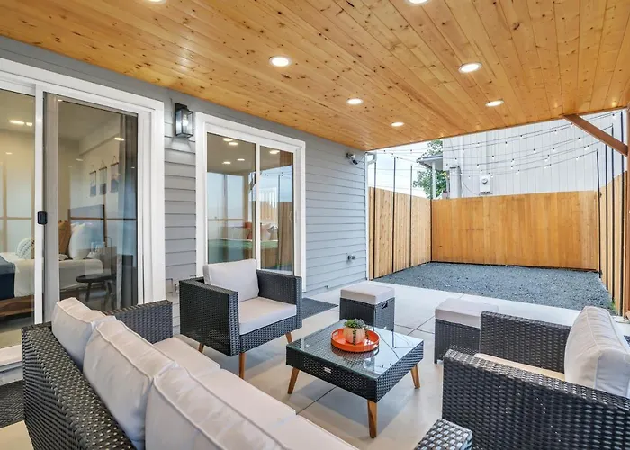 Pacific Northwest Retreat Duplex 3Min From Seattle