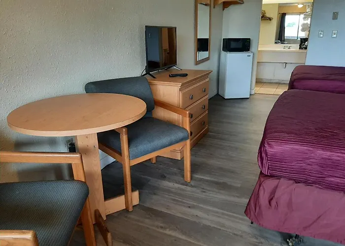 Centralia Inn
