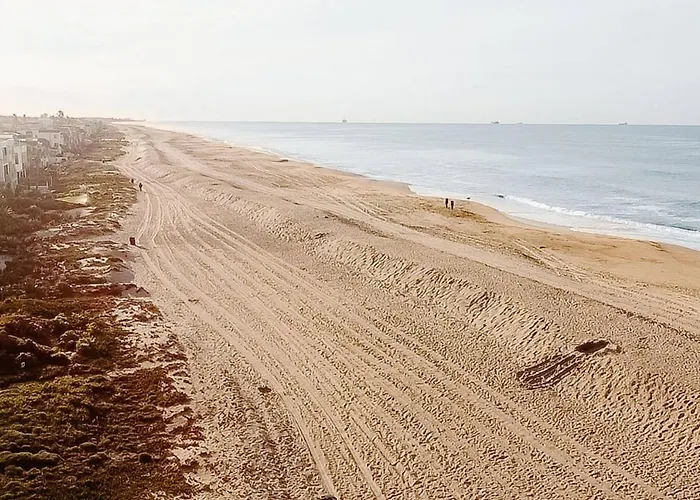 Oceanfront Penthouse On Sand - Epic Views/Sunsets!