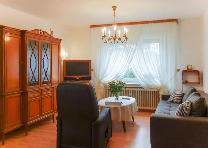 Amazing Apartment In Lage With Wifi