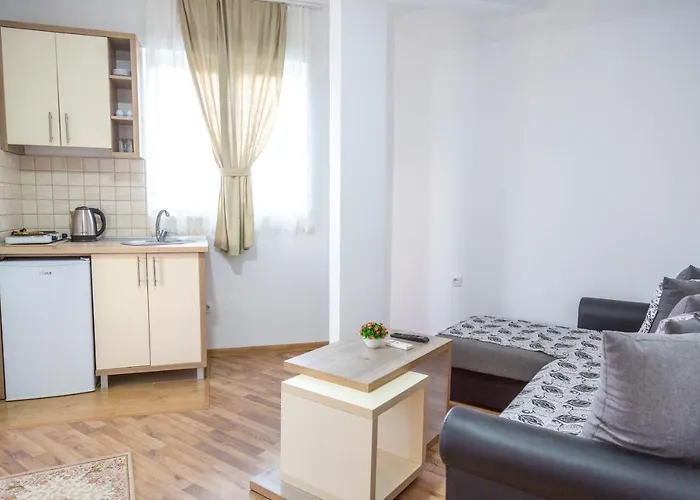 Kenzy Apartments