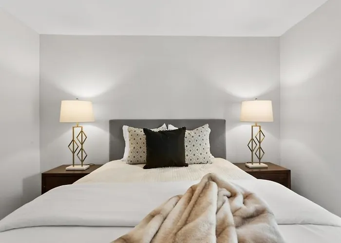 University Serenity Suites