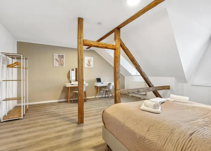 EasyApartments stilvoll zentral Balkon Hauptbahnhof NETFLIX 130m2